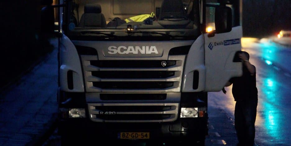 Illegaler Rastplatz in Meschenich Anwohner ärgern sich über Müll von Lastwagen-Fahrern