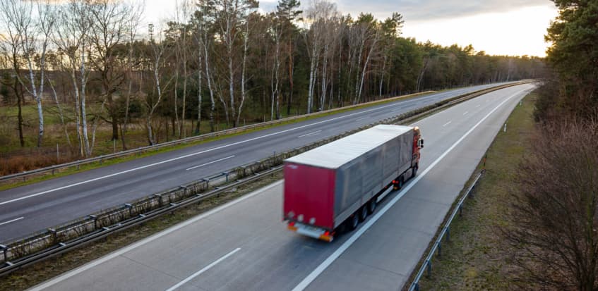 Regeln für Lkw-Fahrverbote in vielen Bundesländern gelockert