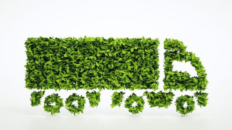 <em>Benelux-Staaten und Dänemark fordern ambitionierte CO2-Ziele für Lkw</em>