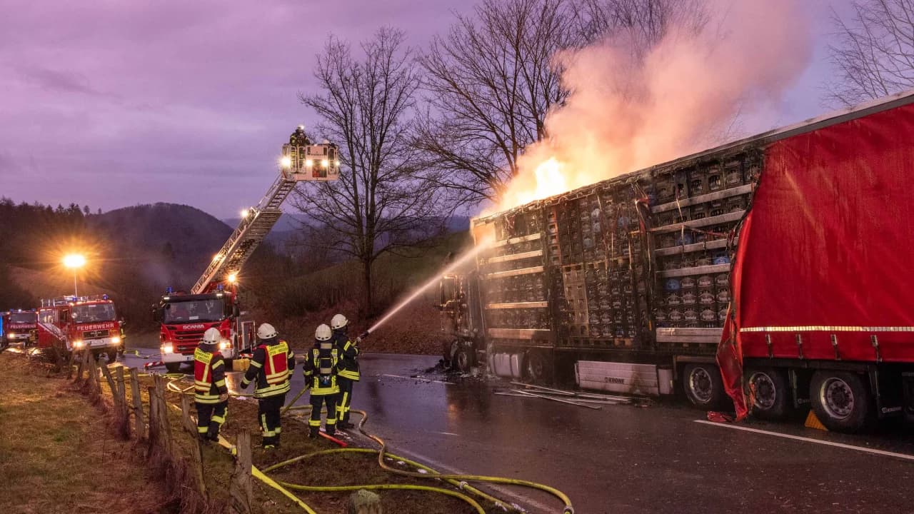 Lkw-Probleme bei Halberbracht werden Thema im Verkehrsausschuss
