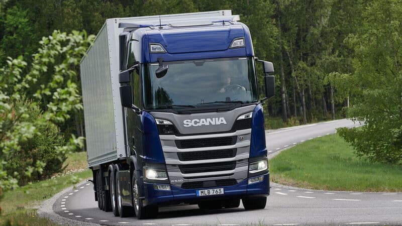 EU-Staaten beschließen CO2-Vorgaben für Lkw und Busse