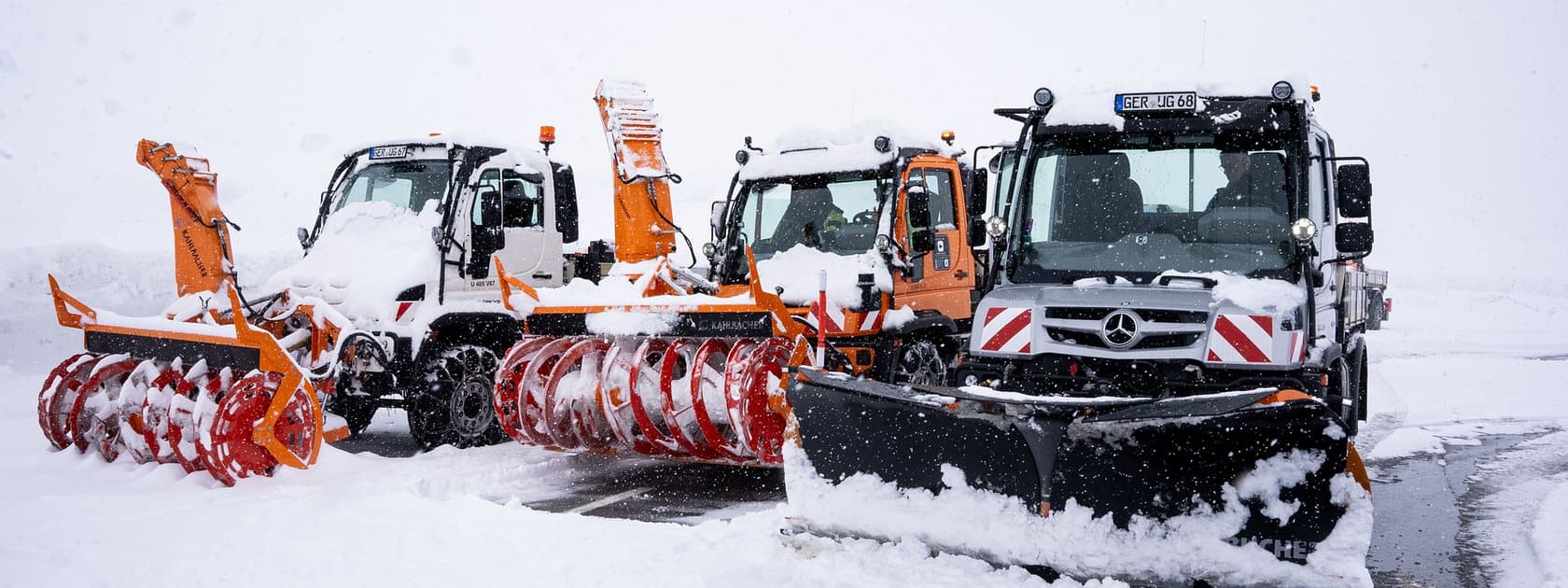 Mit dem Unimog gegen meterhohe Schneewände: Entwickler von Mercedes-Benz Special Trucks unterstützen bei Räumung der Großglockner Hochalpenstraße