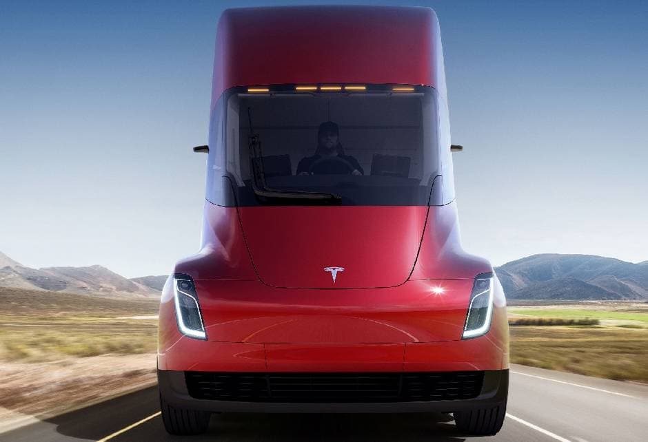 Tesla setzt Sattelschlepper unter Strom