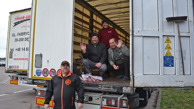 Gestrandet am Rand der Autobahnen