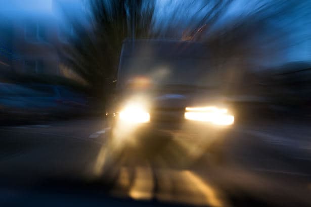 Vollgetankt! Brummi-Fahrer steuert völlig besoffen über die Autobahn