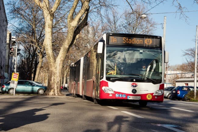 Wiener Linien suchen 150 neue Busfahrer