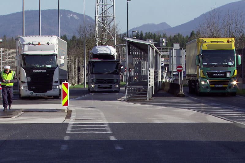 Lkw-Lenker fährt mit Touristenvisum für Frächter