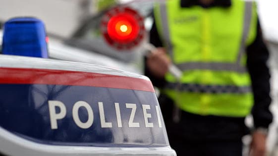 Lkw mit 37 technischen Mängeln aus dem Verkehr gezogen