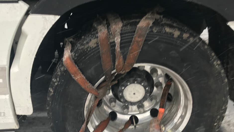 Schneekettengebote werden von vielen Lkw-Lenkern missachtet