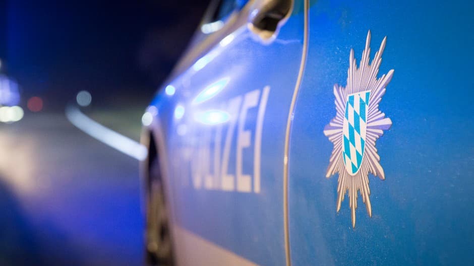 Lkw-Fahrer schlägt Polizisten in Oettingen krankenhausreif