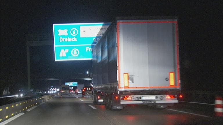 Mehr Rechte für Brummi-Fahrer: Was heißt das?