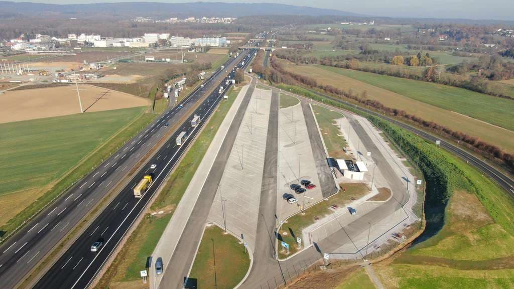 Neuer A5-Rastplatz öffnet: Hochmodernes WC und Schallschutzwand