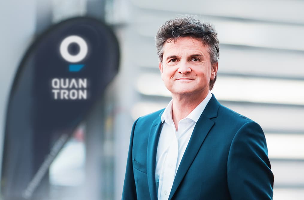 Quantron AG stellt Marketing und Kommunikation global auf: Volker Seitz wird CMO und CCO