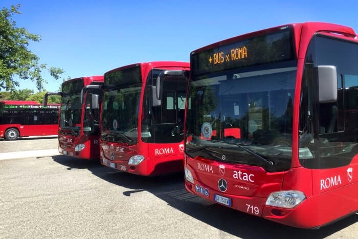 100 Sterne leuchten in Rom – Mercedes-Benz liefert Citaro hybrid an das Verkehrsunternehmen Atac