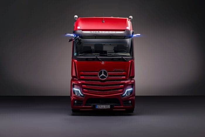 Der Actros L: Mercedes-Benz Trucks setzt neue Maßstäbe im Premium-Segment der Fernverkehrs-Lkw