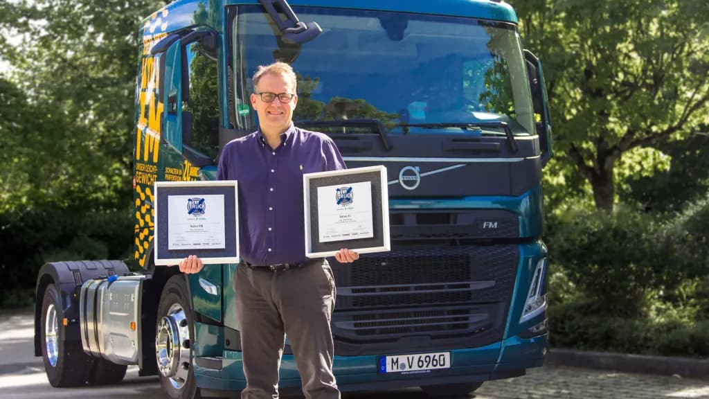 Volvo Trucks gewinnt zum siebten Mal in Folge zwei Kategorien als beste Nutzfahrzeuge