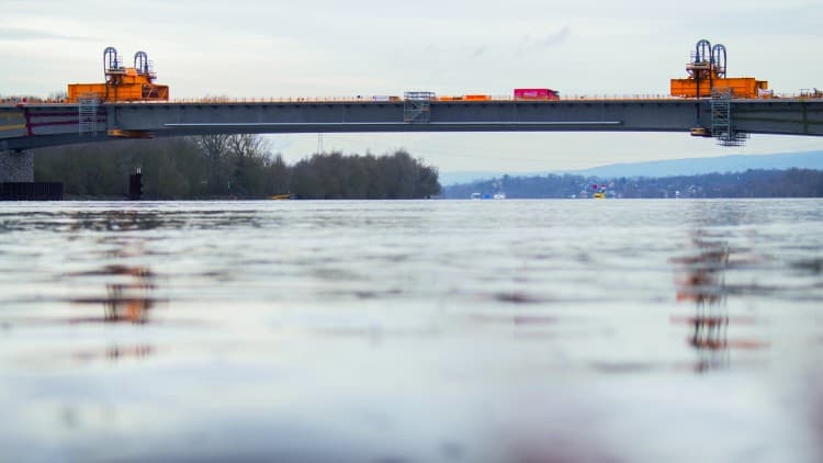 Komplette Verkehrsfreigabe auf Schiersteiner Brücke erst 2023