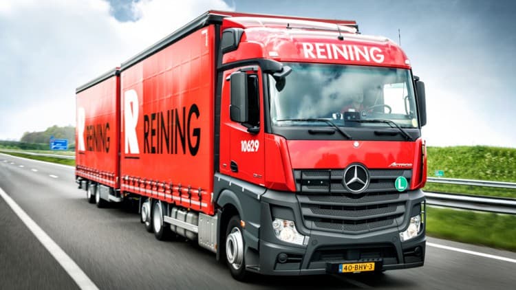 Reining Transport nimmt Parkplatz für 120 Lkw in Betrieb