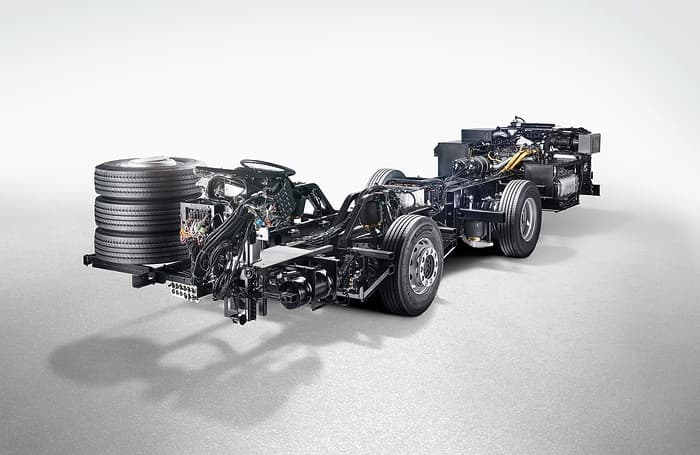 Umfangreiches Upgrade für das Omnibus-Chassis Mercedes-Benz OC 500: Spitzentechnologie mit umfangreichen Sicherheits- und Komfort-Features