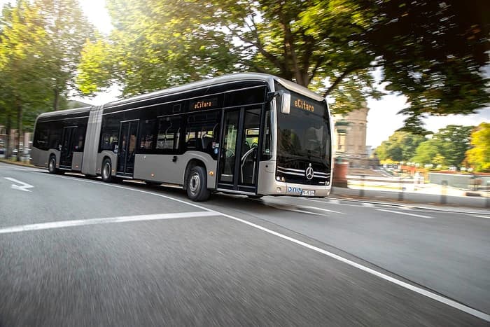 Daimler Buses bietet bis 2030 in jedem Segment CO2-neutrale Fahrzeuge an – Doppelstrategie auf Basis von Batterien und Wasserstoff