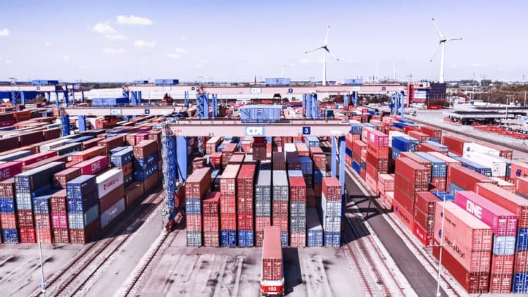 Hamburger Hafen verabschiedet sich von Wachstumszielen 2022