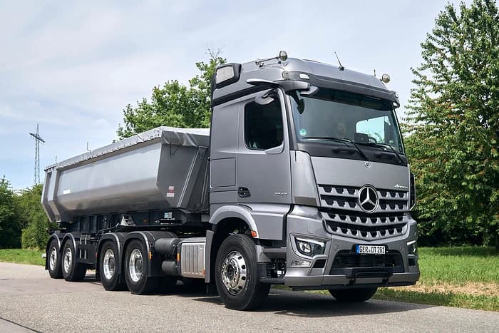 Mercedes-Benz Trucks zeigt Elektro-Lkw eActros LongHaul für den Fernverkehr erstmals im September