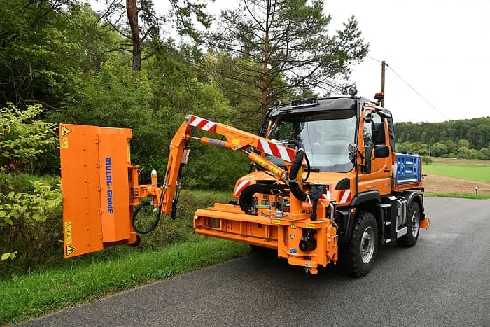 Unimog präsentiert zur GaLaBau neue Produktlösungen für die professionelle Straßenunterhaltung
