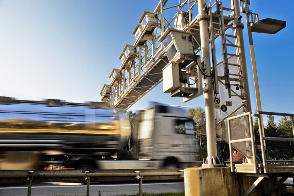 Expertenstreit um geplante LKW-Maut Erhöhung zeigt Wirkung