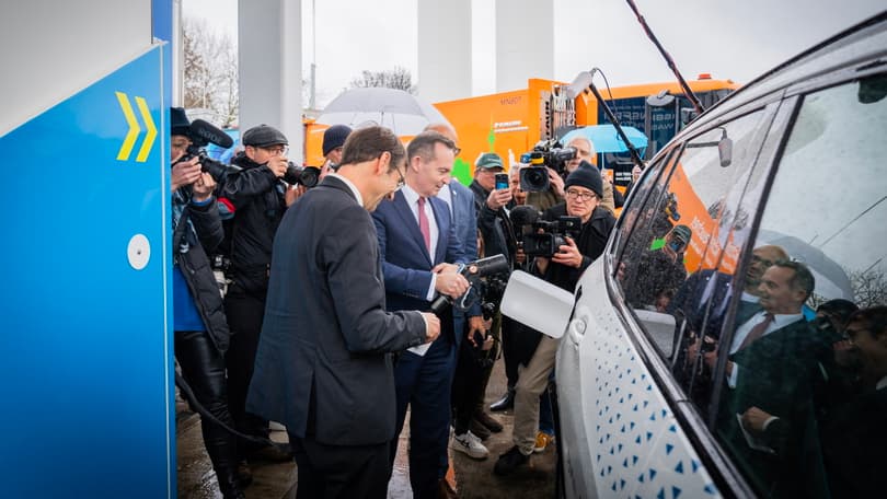BMDV fördert neue Wasserstoff-Tankstelle in Berlin mit 1,3 Millionen Euro