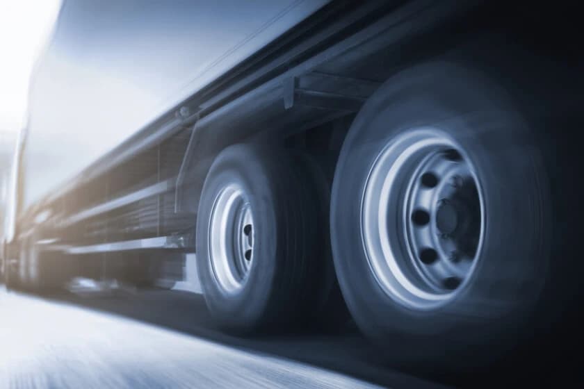 Reifenzentrale Becker baut DACH-Außendienst für Torque-Lkw-Reifen auf