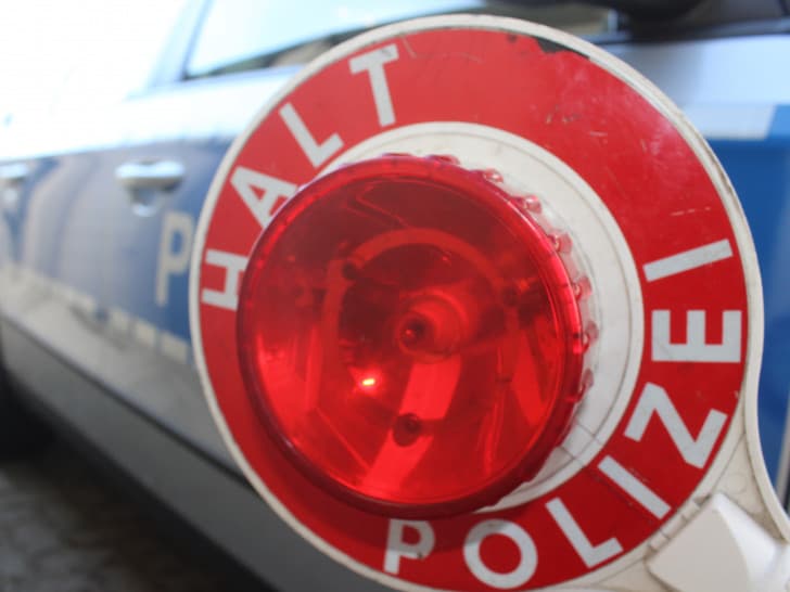 POL-PDLD: 2 betrunkene Lkw-Fahrer, aber wer ist gefahren?