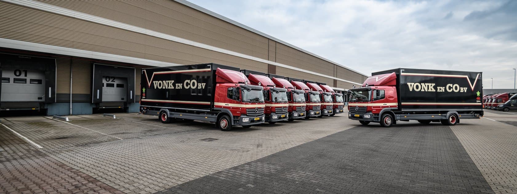 Sieben auf einen Streich: Neue Mercedes-Benz Atego im Einsatz in den Niederlanden