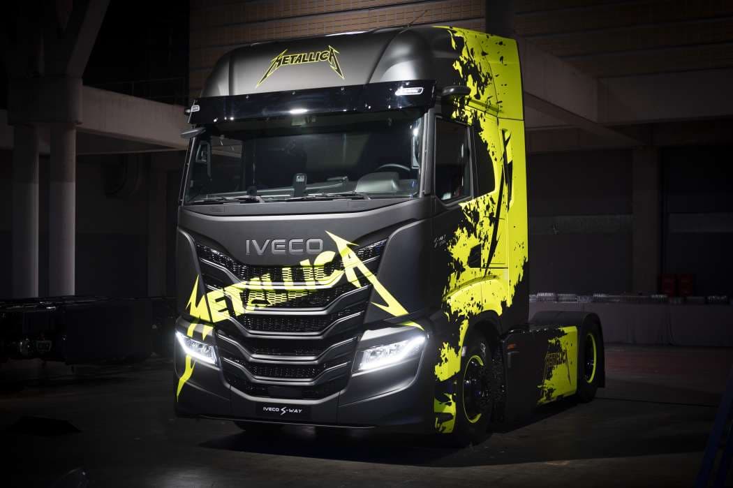 Iveco rockt die Elektromobilität: Mit Metallica auf großer Europatournee