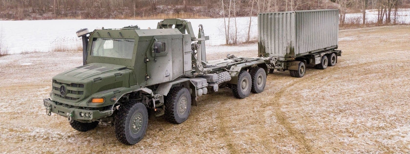 Mercedes-Benz Special Trucks liefert über 1.500 militärische Lkw vom Typ Zetros an Kanada
