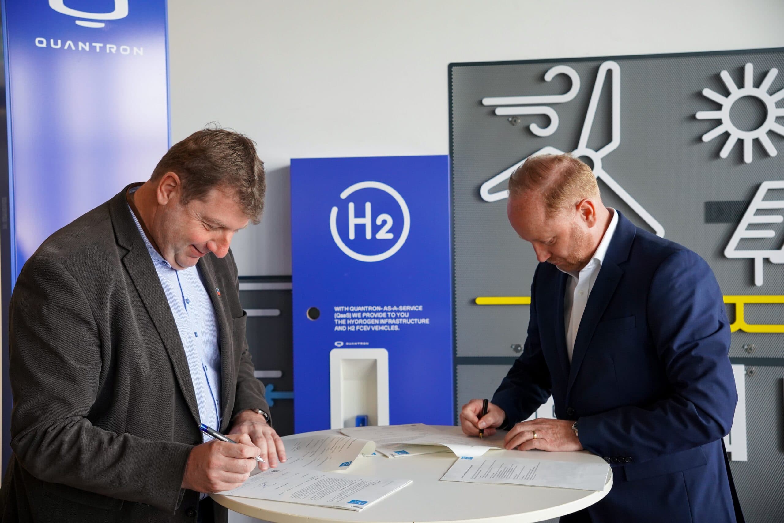 QUANTRON gewinnt mit Atlantic Autocars neuen Partner für nachhaltige Mobilität in Frankreich