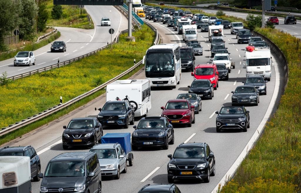 Kein Lkw-Fahrverbot und Sommerferienbeginn: Bayern vor Stau-Wochenende