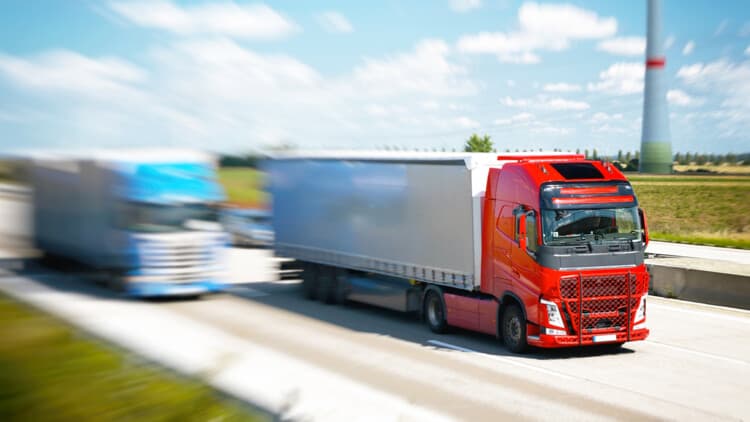 Lkw überholt auf Autobahn - wie lange darf das dauern?
