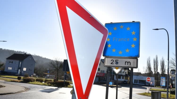Rheinland-Pfalz: „Ruhiger Start“ der Grenzkontrollen
