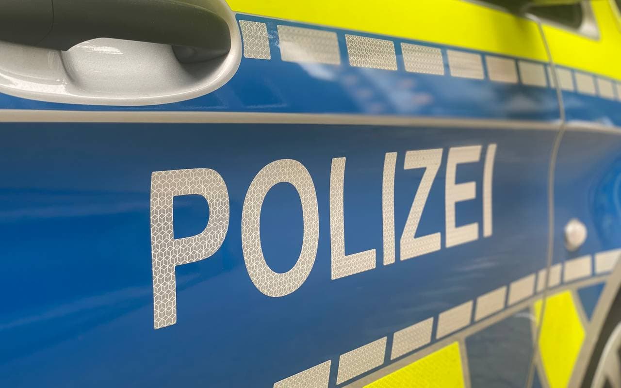 Polizei stoppt illegalen Schwertransport in Iserlohn