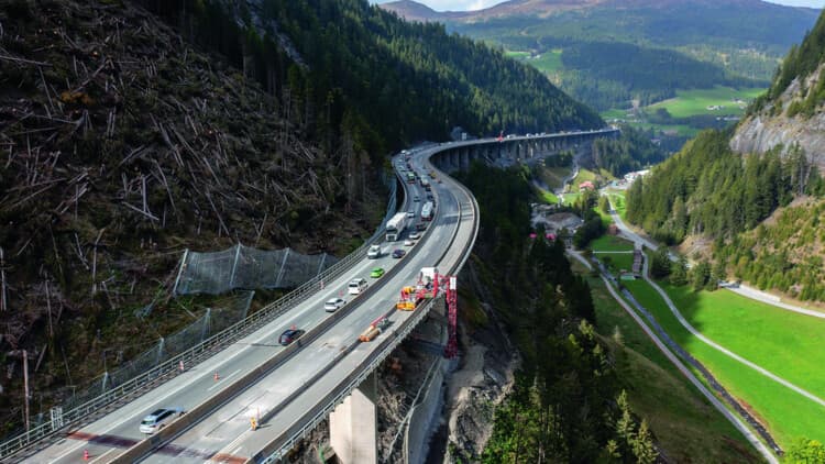 Transitstreit am Brenner: Italien und EU-Kommission gegen Österreichs Transportbeschränkungen