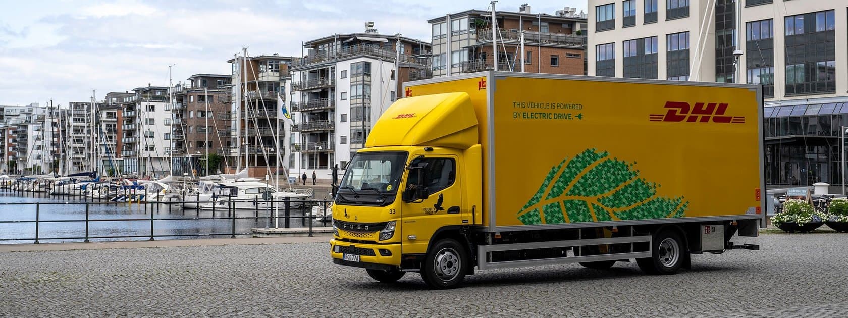 FUSO eCanter in Schweden: Falkenklev Logistik fährt elektrisch für DHL in Malmö