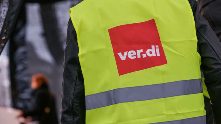 Verdi ruft zu Streiks bei Paketdiensten und Speditionen auf
